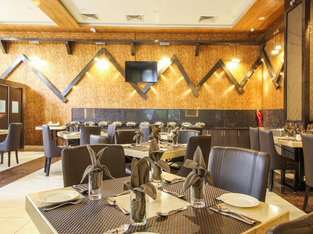 Rio Meridian Hotel Mysore Exterior photo